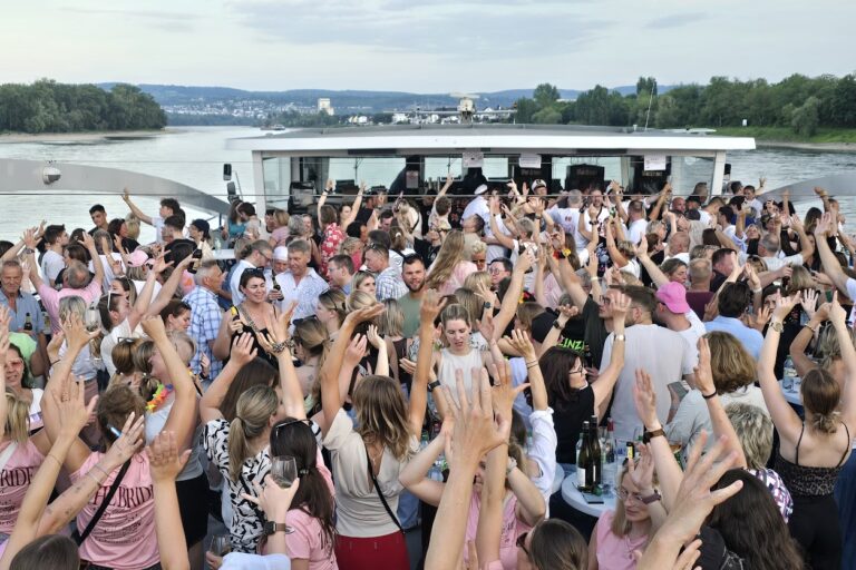 Schlager alarm-partyreisen-deutschland
