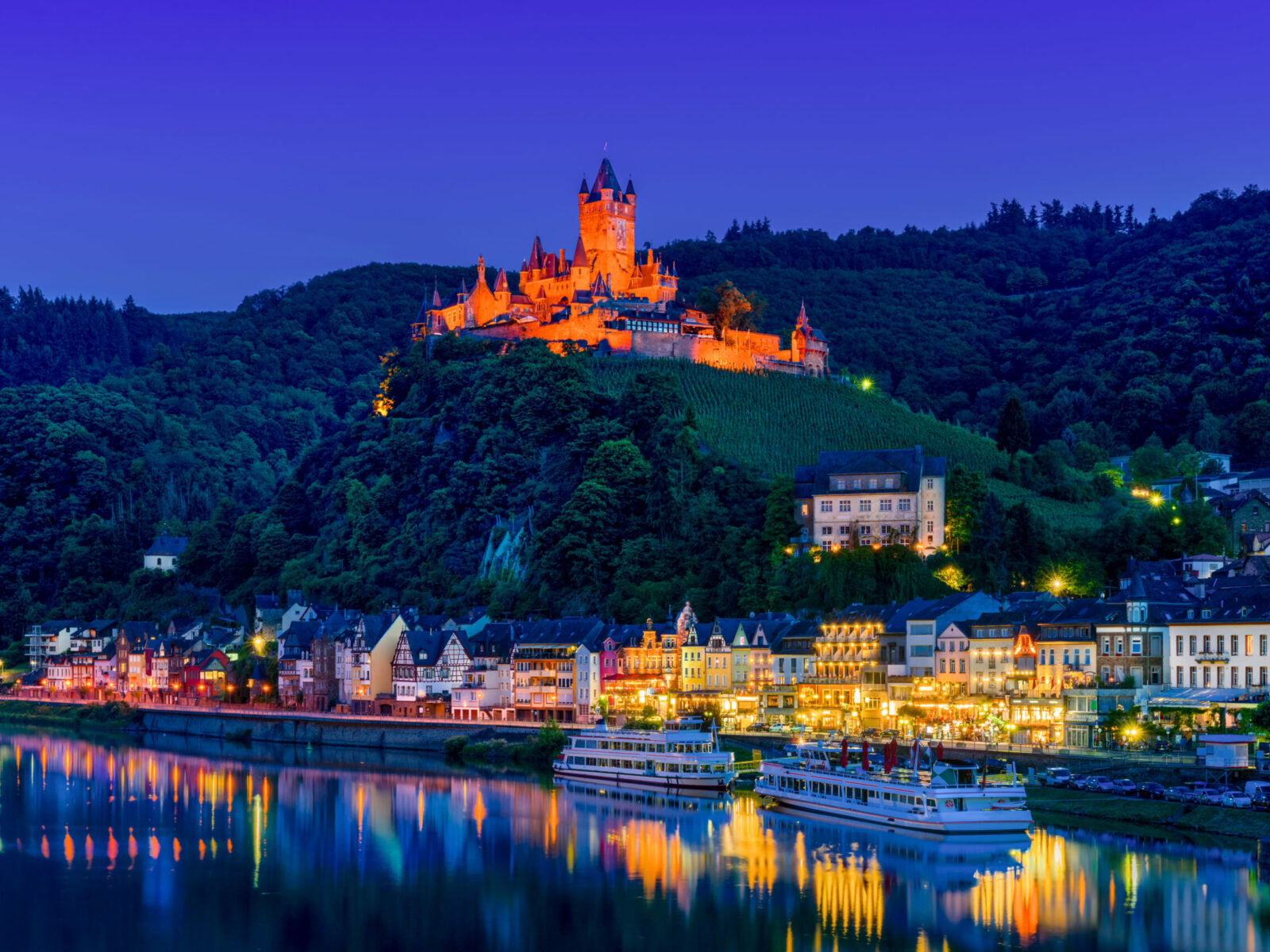 Cochem Die Mosel mit allen Sinnen erleben und genießen — Partyreisen