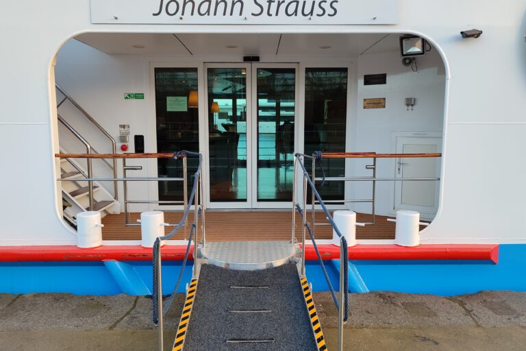 MS-johann-strauss-partyreisen-deutschland1
