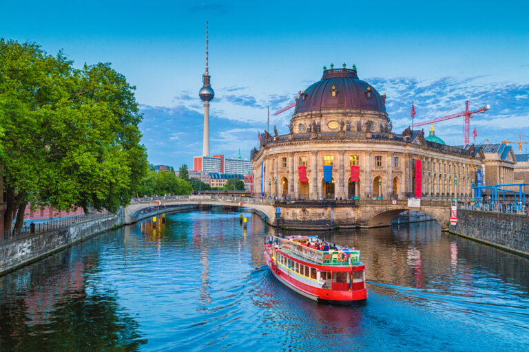 Beautiful,View,Of,Unesco,World,Heritage,Site,Museumsinsel,(museum,Island)