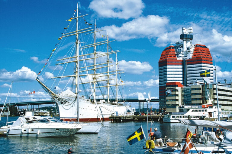 Kiel-Goetebor-Partyreisen Deutschland