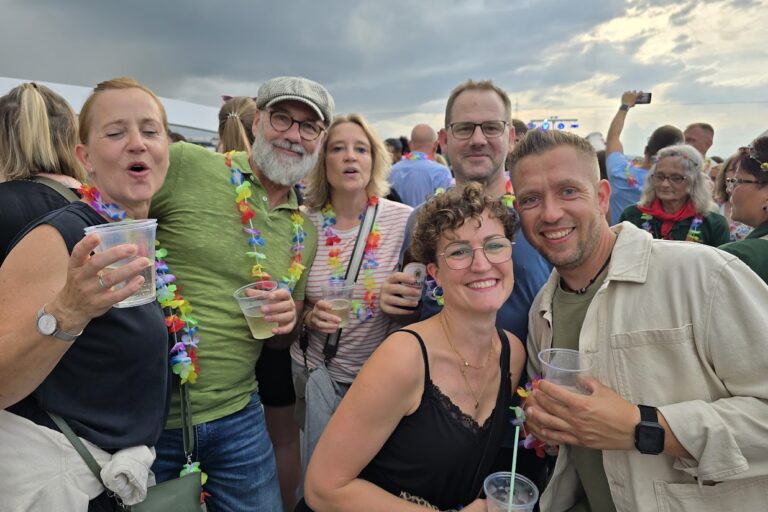 Partyreisen-deutschland- partyschiff