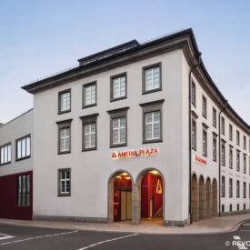 Außenansicht des Amedia Plaza Hotels in Speyer