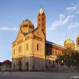Kaiserdom zu Speyer im warmen Abendlicht