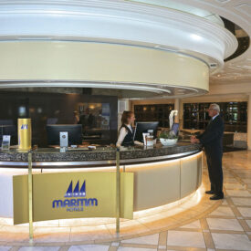 Aufenthaltsbereich im Maritim Hotel Königswinter