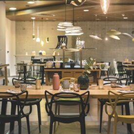 Hotelbar der Maastricht-Reise