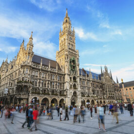 Marienplatz mit Neuem Rathaus in München