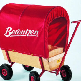Roter Berentzen-Bollerwagen für die Boßeltour im Wangerland