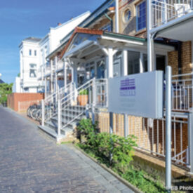 Außenansicht des Gästehauses Meerzeit auf Norderney
