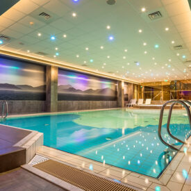 Innenpool im Wellnessbereich des Hotels Zuiderduin