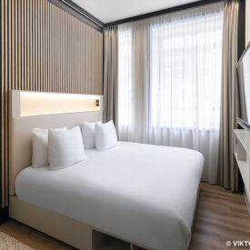 Helles Doppelzimmer im Motto by Hilton Rotterdam Blaak